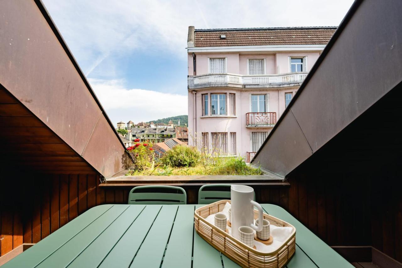Le Duplex Vaugelas Atypique En Plein Centre Ville Annecy Exterior photo